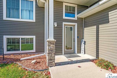 128 Timberwolf Ct, Mankato, MN 56001 - photo 3