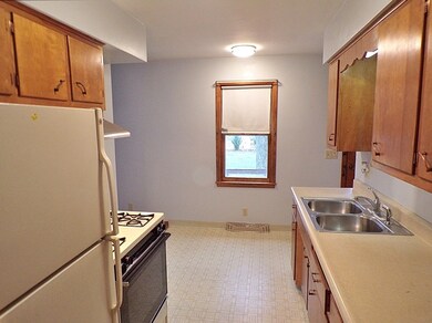 2909 Homer Ave, Erie, PA 16506 - photo 4