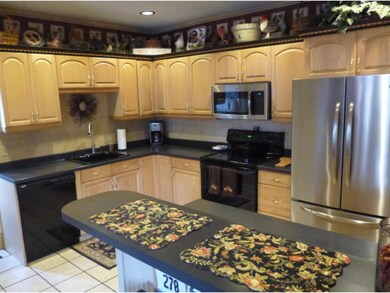 103 River St, Rutland, VT 05701 - photo 2