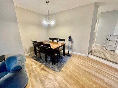 19 Wiget St unit 404, Boston, MA 02113 - photo 5