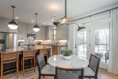 Kitchen/Dining