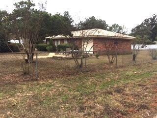 FRONT VIEW RIGHT SIDE