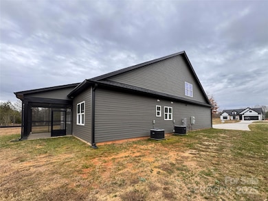 3046 Meadowcrest Dr unit 69, Clover, SC 29710 - photo 5