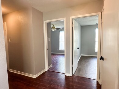 10123 Inwood Shadows St, Houston, TX 77088 - photo 7
