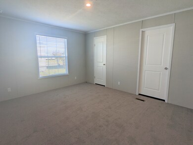 719 Virginia unit 719, Belleville, MI 48111 - photo 5