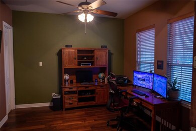 Study/office off entry can be a fifth bedroom if n