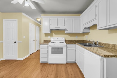 6239 Lucille Dr unit 17D, North Charleston, SC 29406 - photo 2