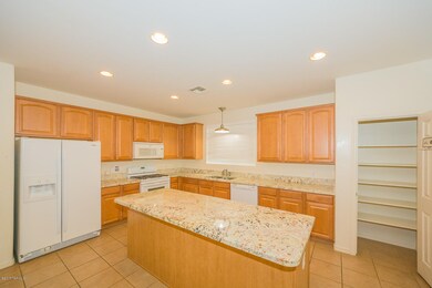 17154 kitchen