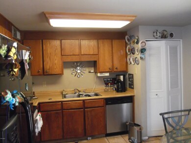 unlisted-address, Phoenix, AZ 85035 - photo 5