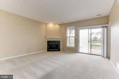 12956 Park Crescent Cir, Herndon, VA 20171 - photo 5