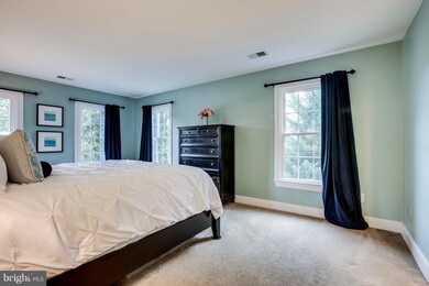 1797 Rampart Dr, Alexandria, VA 22308 - photo 6