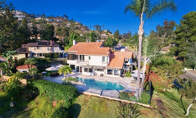 One of Mt. Helix's best enclaves. Position on the 