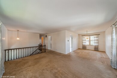 361 Red Bud Place, Buffalo Grove, IL 60089 - photo 4