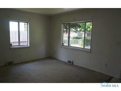 929 Searles Rd, Toledo, OH 43607 - photo 5