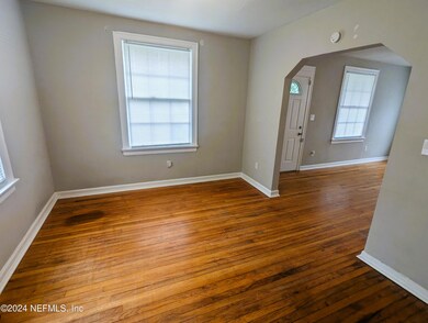 4631 Attleboro St, Jacksonville, FL 32205 - photo 6