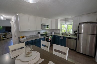 8 Earley St unit B, Nashua, NH 03060 - photo 6