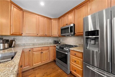 Bosch & Kitchen Aid Stainless Steel appliances