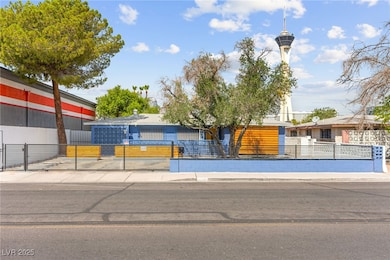 2312 S 6th St, Las Vegas, NV 89104 - photo 5