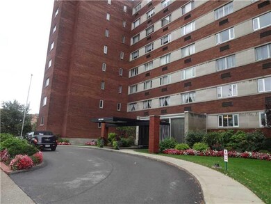 Exterior Front. * Appealing and Well Maintained Co
