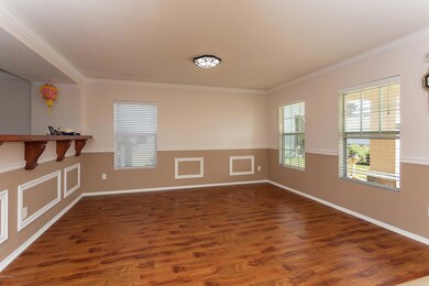 004_Dining Room