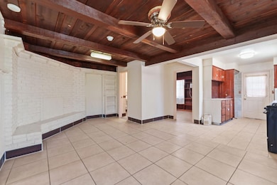 209 N C St, Madera, CA 93638 - photo 5