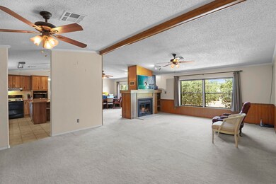 Overland Living room