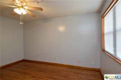 306 Sherwood Ave, Copperas Cove, TX 76522 - photo 5