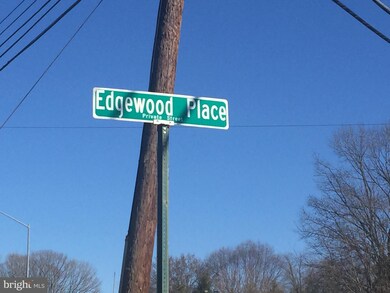 1635 Edgewood Place unit 204, Hagerstown, MD 21740 - photo 2