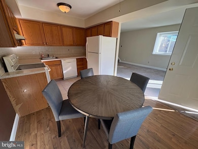 5200 DD18 Hilltop Dr unit 477, Brookhaven, PA 19015 - photo 7