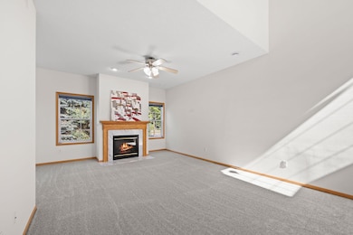 12-web-or-mls-15334 Floret Way-12.jpg