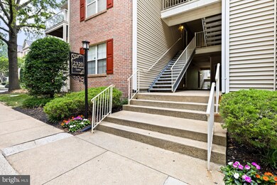2320 Falls Gable Ln unit L, Baltimore, MD 21209 - photo 4