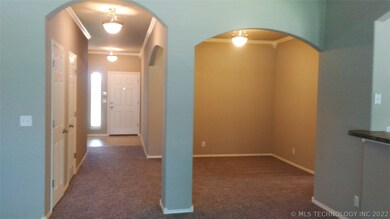 All new interior paint and carpet throughout.  Gre