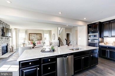 6818 Ballenger Run Blvd, Frederick, MD 21703 - photo 3