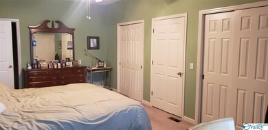 127 Lakepoint Dr, Gadsden, AL 35901 - photo 5