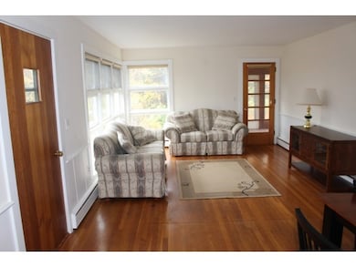 7 W Whitehall Rd, Amesbury, MA 01913 - photo 4