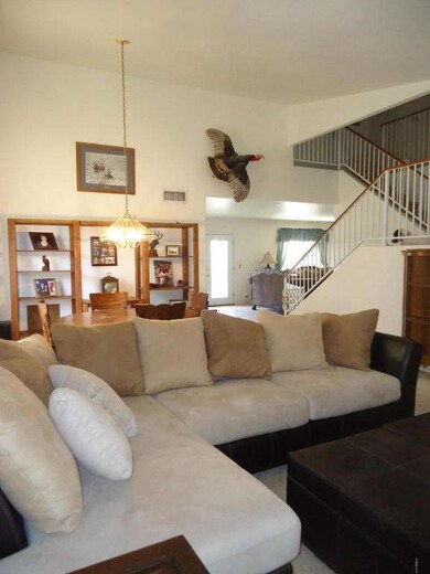 Formal living/dining