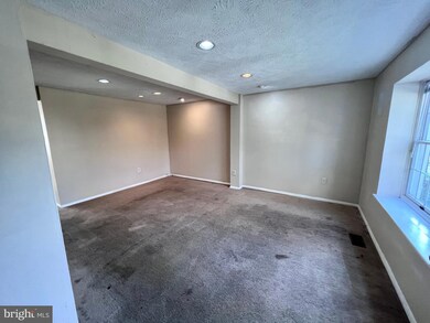 9 Spectator Ln, Owings Mills, MD 21117 - photo 2