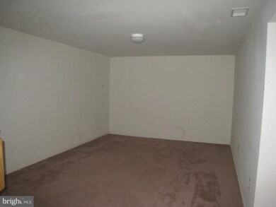 11723 Mayfair Field Dr, Lutherville Timonium, MD 21093 - photo 4