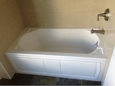 413 Bartlett St, Portsmouth, NH 03801 - photo 2