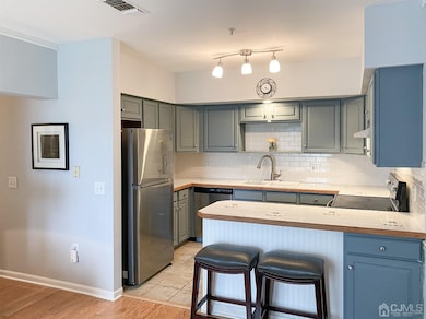 Shore Gate Village Grand Condominium unit 322, South Amboy, NJ 08879 - photo 6