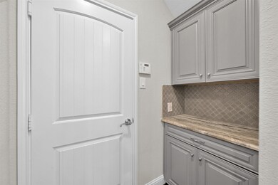 21 Heirloom Garden Place, the Woodlands, TX 77354 - photo 7