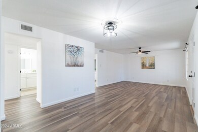 25-web-or-mls-Arapahoe-11