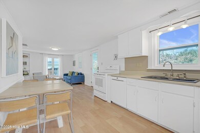 714 Canal Dr, Carolina Beach, NC 28428 - photo 7