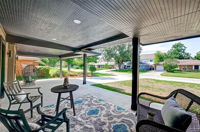 2011 Nina Lee Ln, Houston, TX 77018 - photo 3