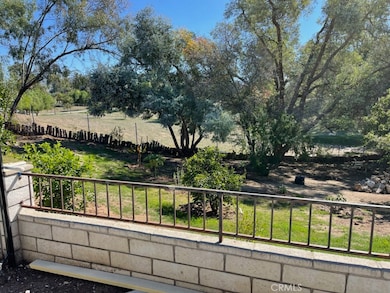 36005 Glen Oaks Rd, Temecula, CA 92592 - photo 3