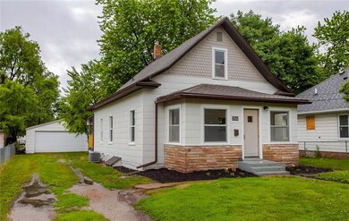 2526 Capitol Ave, Des Moines, IA 50317 - photo 2