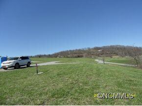 59 Highlands Square Dr, Hendersonville, NC 28792 - photo 3