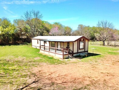 200 Buffalo Dr, Comanche, TX 76442 - photo 3