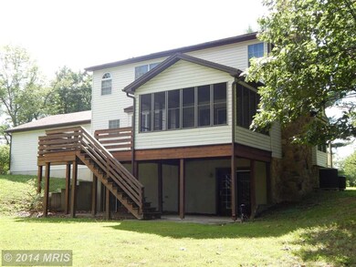 2509 Highland Ridge Rd, Berkeley Springs, WV 25411 - photo 3