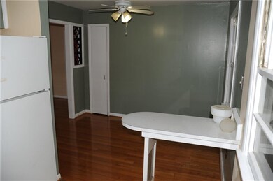 A little extra counter space between the dining and the kitchen.